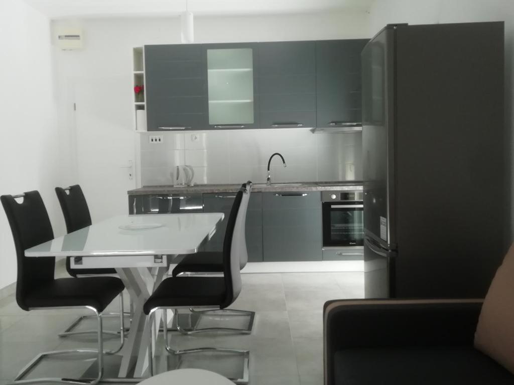 Apartment Zalo Donje Selo na Šolti Eksteriør bilde